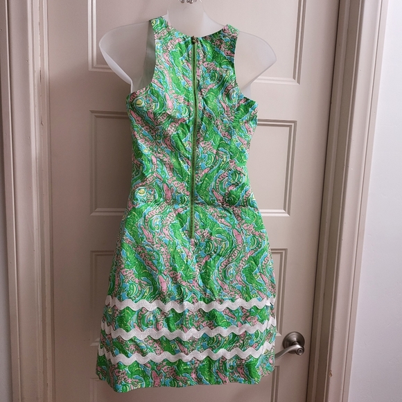 🩷🐊 Lilly Pulitzer Chomp Chomp Dress🐊🩷 - Picture 4 of 10
